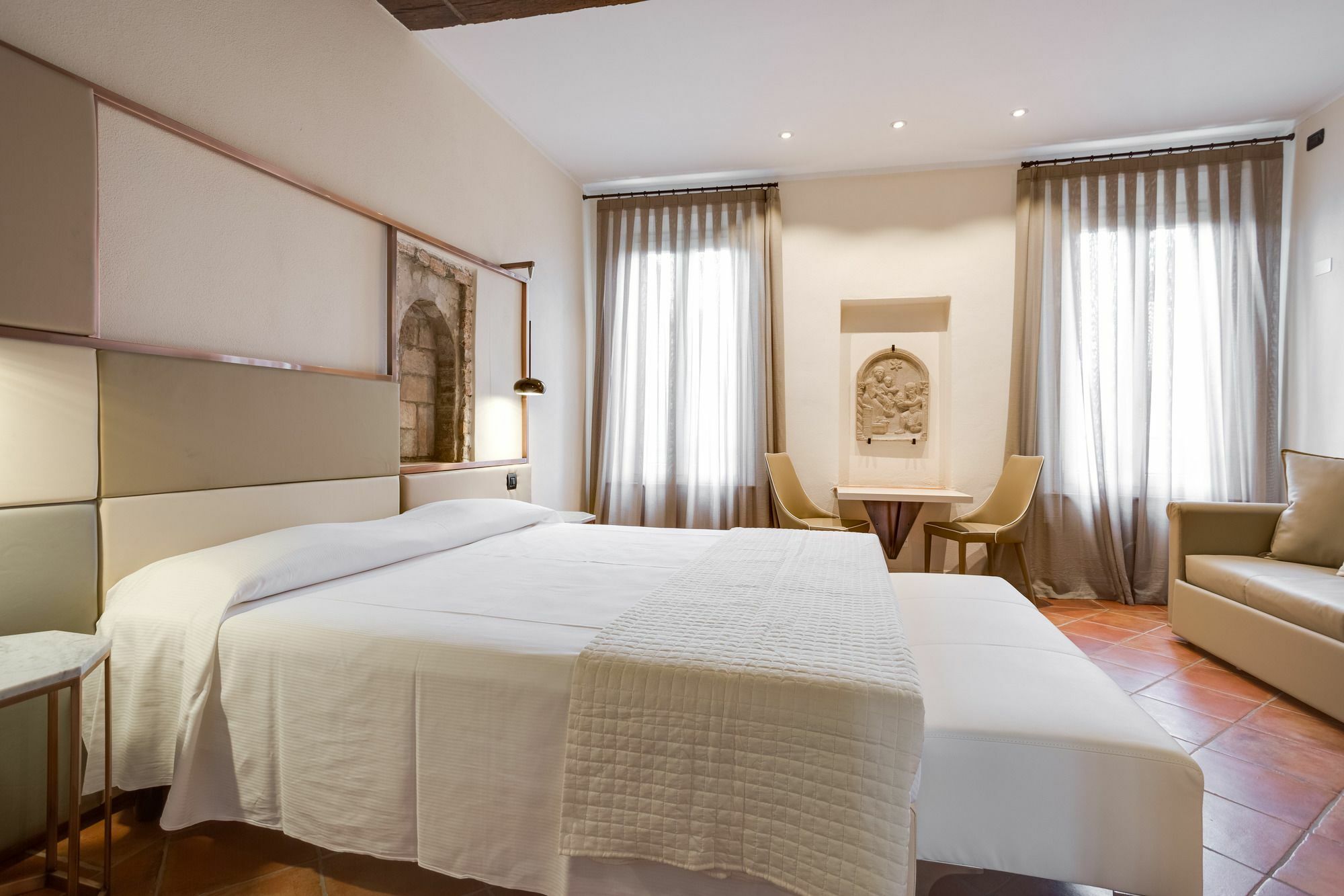 Ferrara Rooms Bagian luar foto